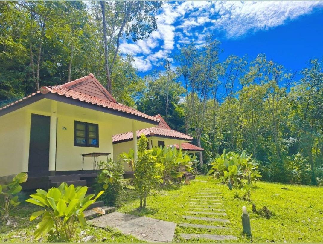 Koh Mook Rubber Tree Bungalows Exteriör bild