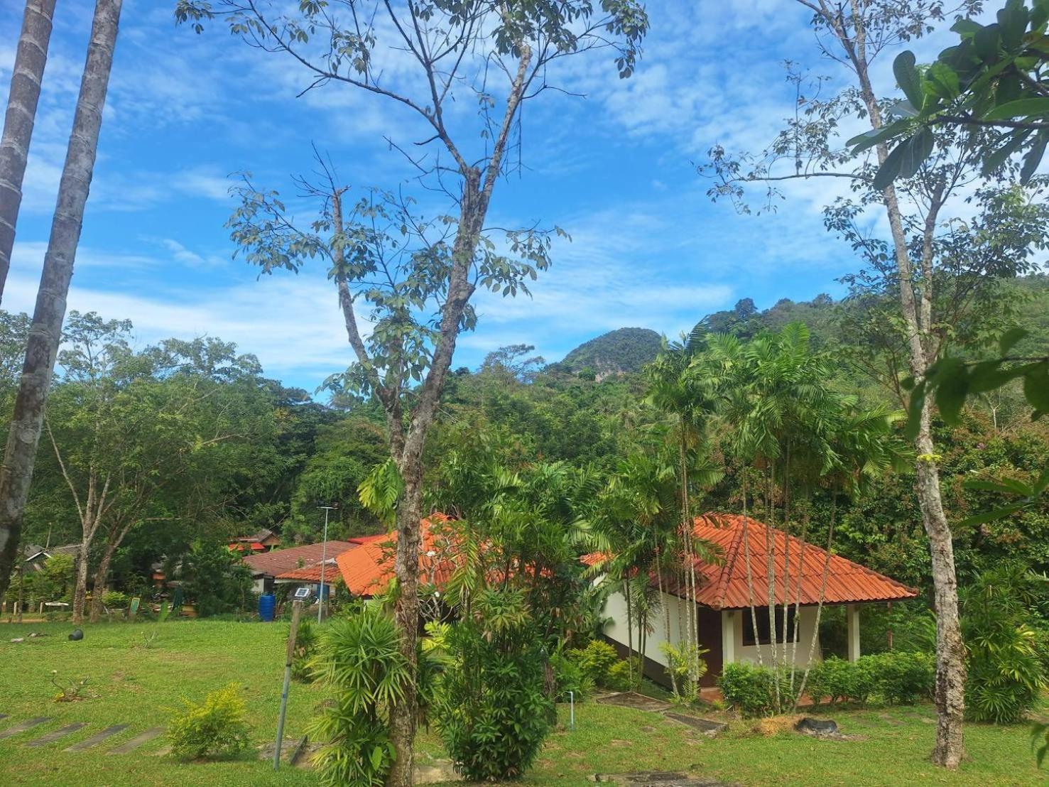 Koh Mook Rubber Tree Bungalows Exteriör bild