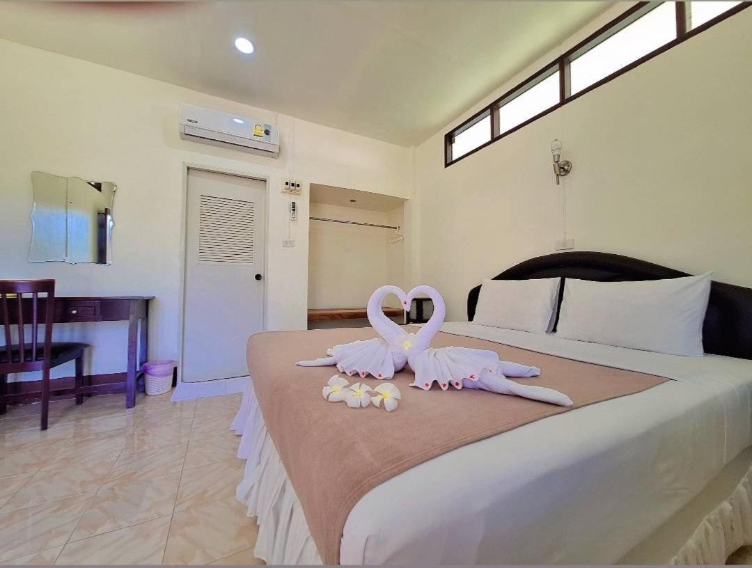 Koh Mook Rubber Tree Bungalows Rum bild