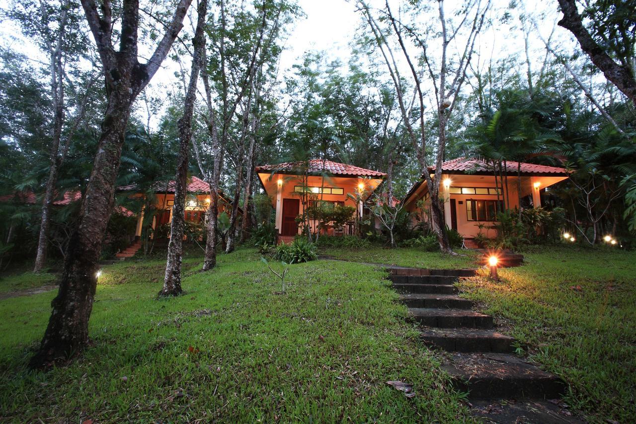 Koh Mook Rubber Tree Bungalows Exteriör bild